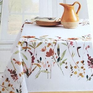 Wildflower Round Tablecloth
